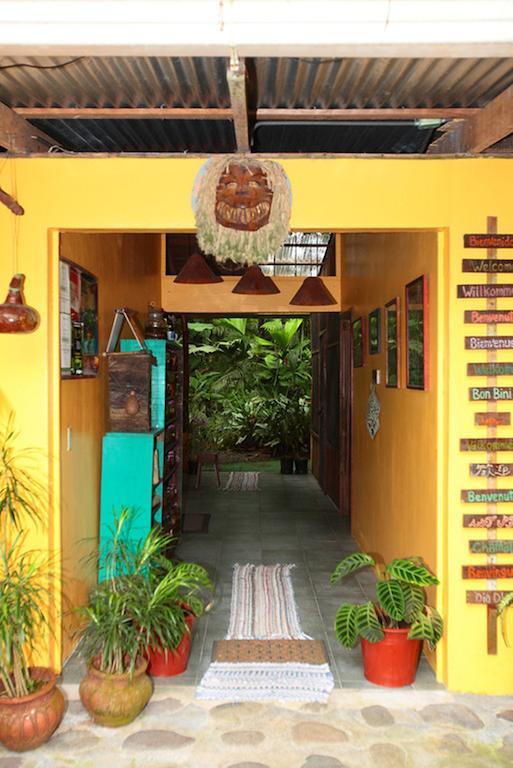 Casa Rio Blanco Eco Friendly B&B Guápiles Exteriör bild